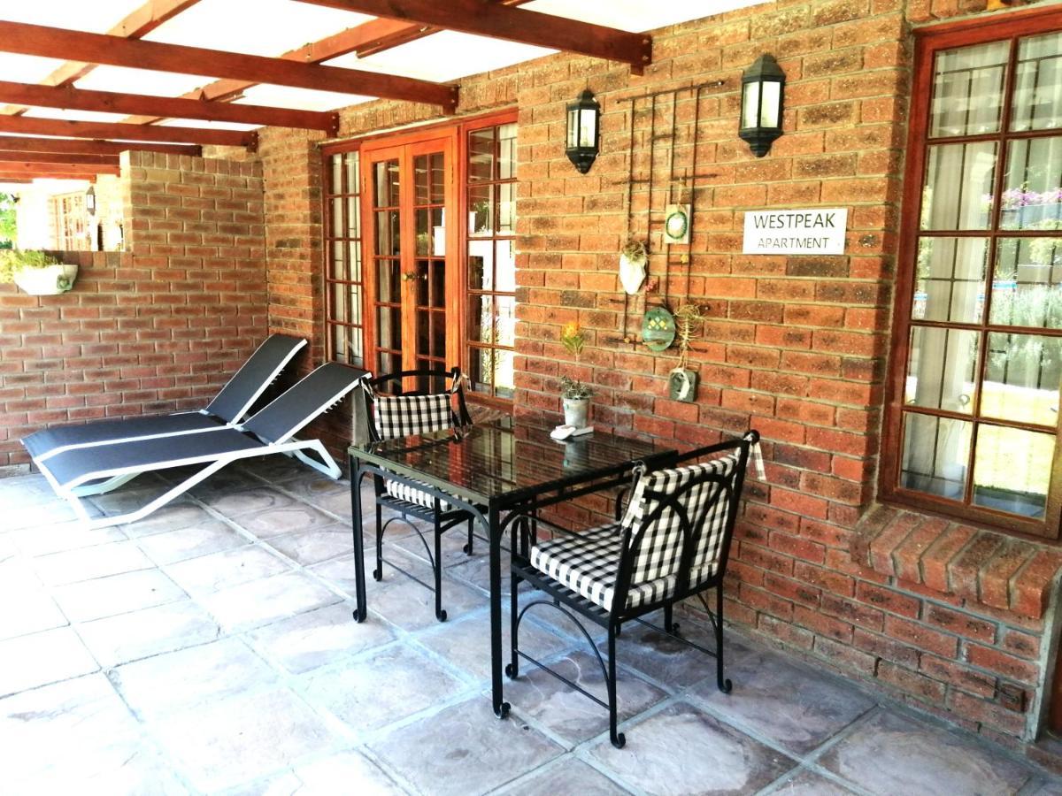 Gaestehaus Helderbergview Somerset West Eksteriør billede